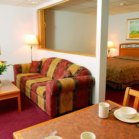 Grouse Inn Норт-Ванкувер Номер фото